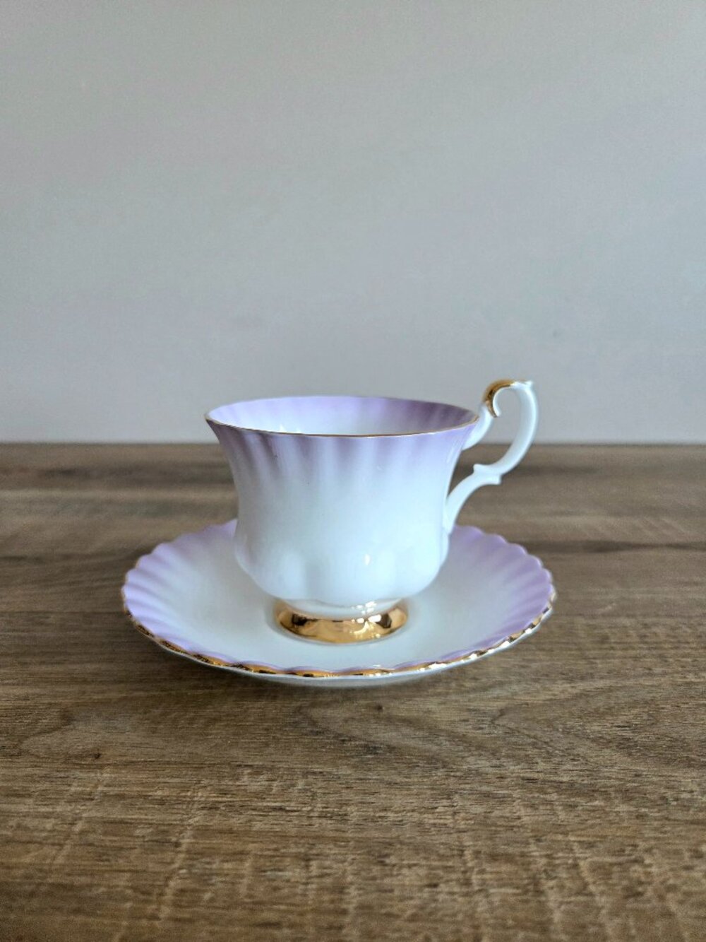 Vintage Royal Albert Bone China England ''Rainbow'' Cup and Saucer - Picture 2 of 8